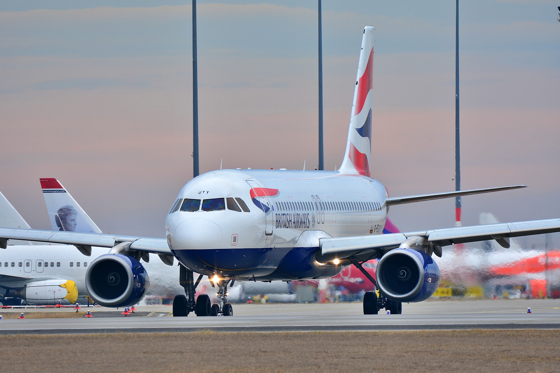 Flugzeuge: Das Terminal am Euroairport wurde evakuiert und ist gespeerrt.