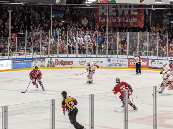 EHC Freiburg gegen Crimmitschau