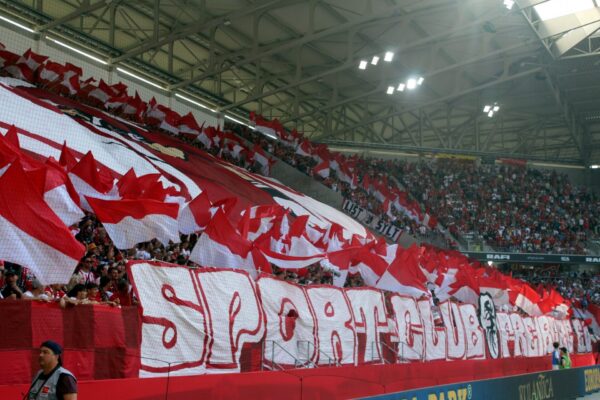 Ultras mit Choreo beim SC Freiburg